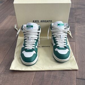 Axel Arigato Sneakers